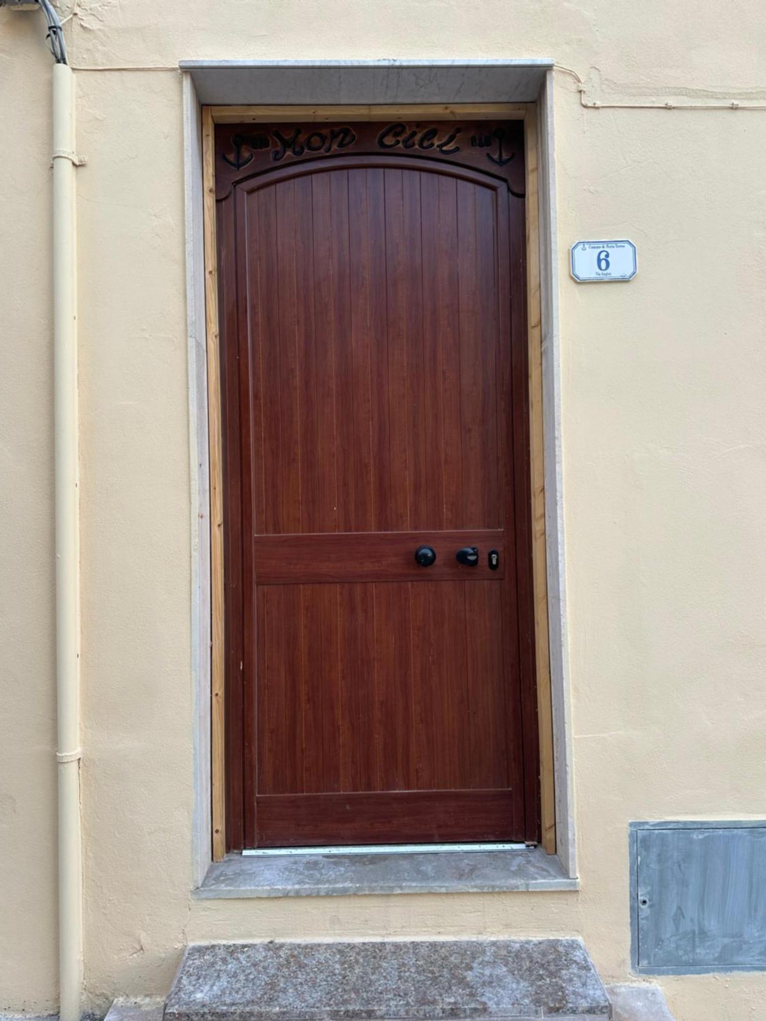 ホテル Moncici House ポルト・トッレス エクステリア 写真